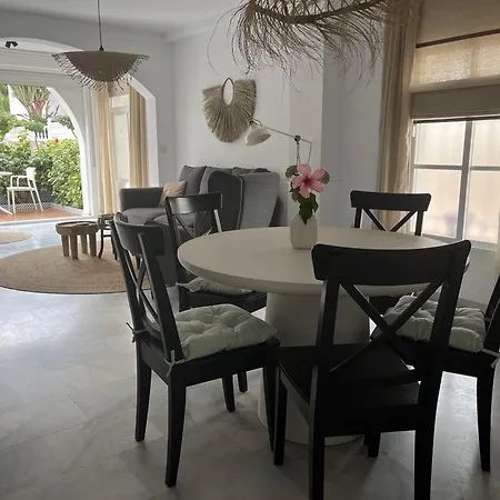 Edf. Fuentes C Bajo A Apartment